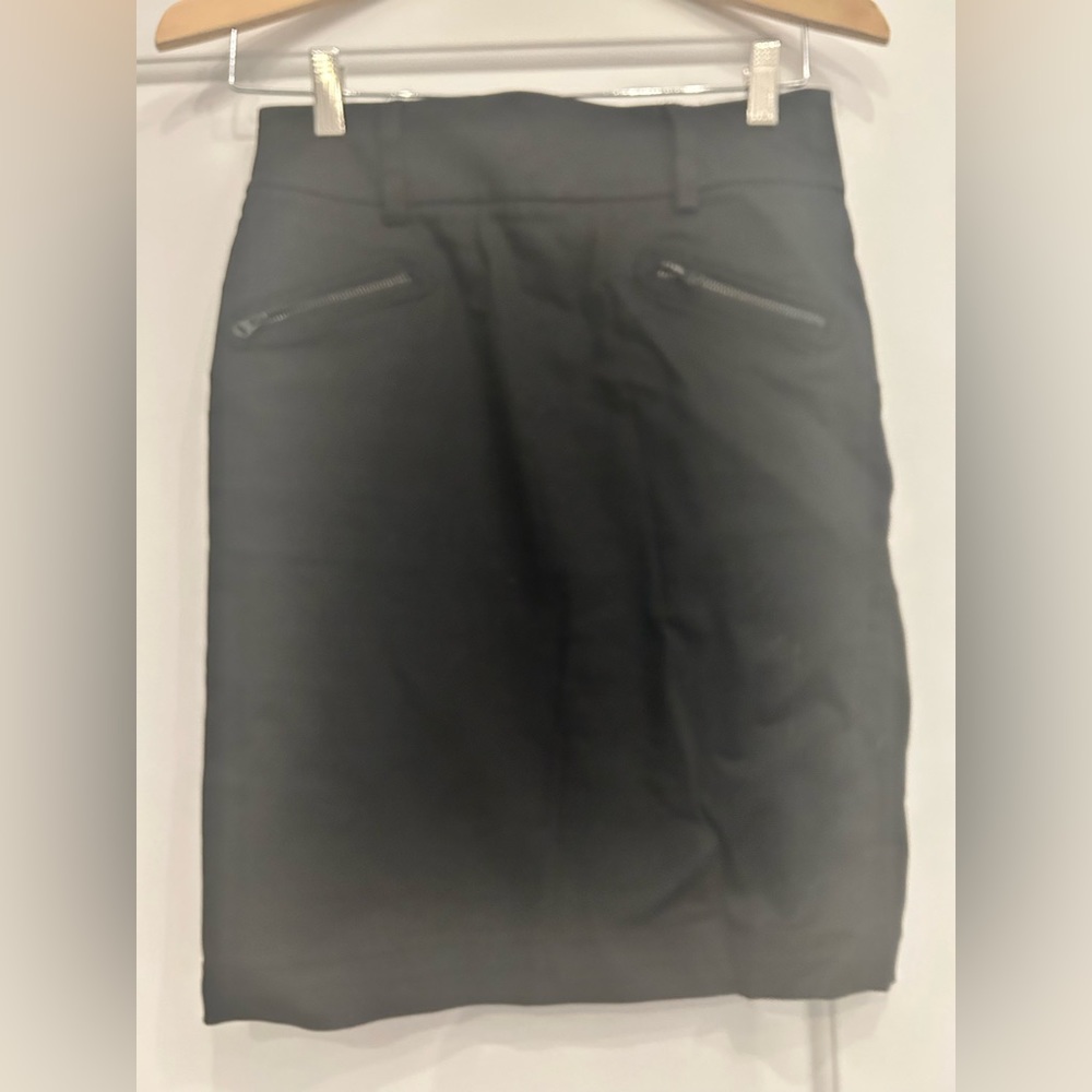 Armani Exchange, size 0, black skirt, full zip back